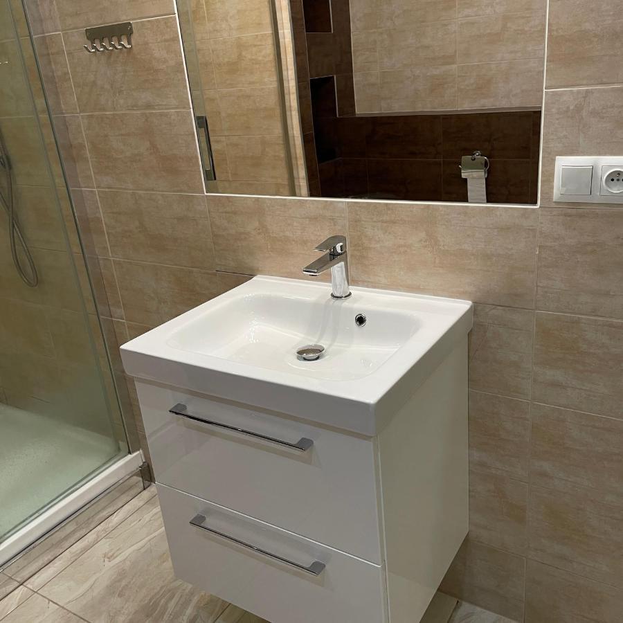 Przestronny Apartament Żagań Eksteriør billede